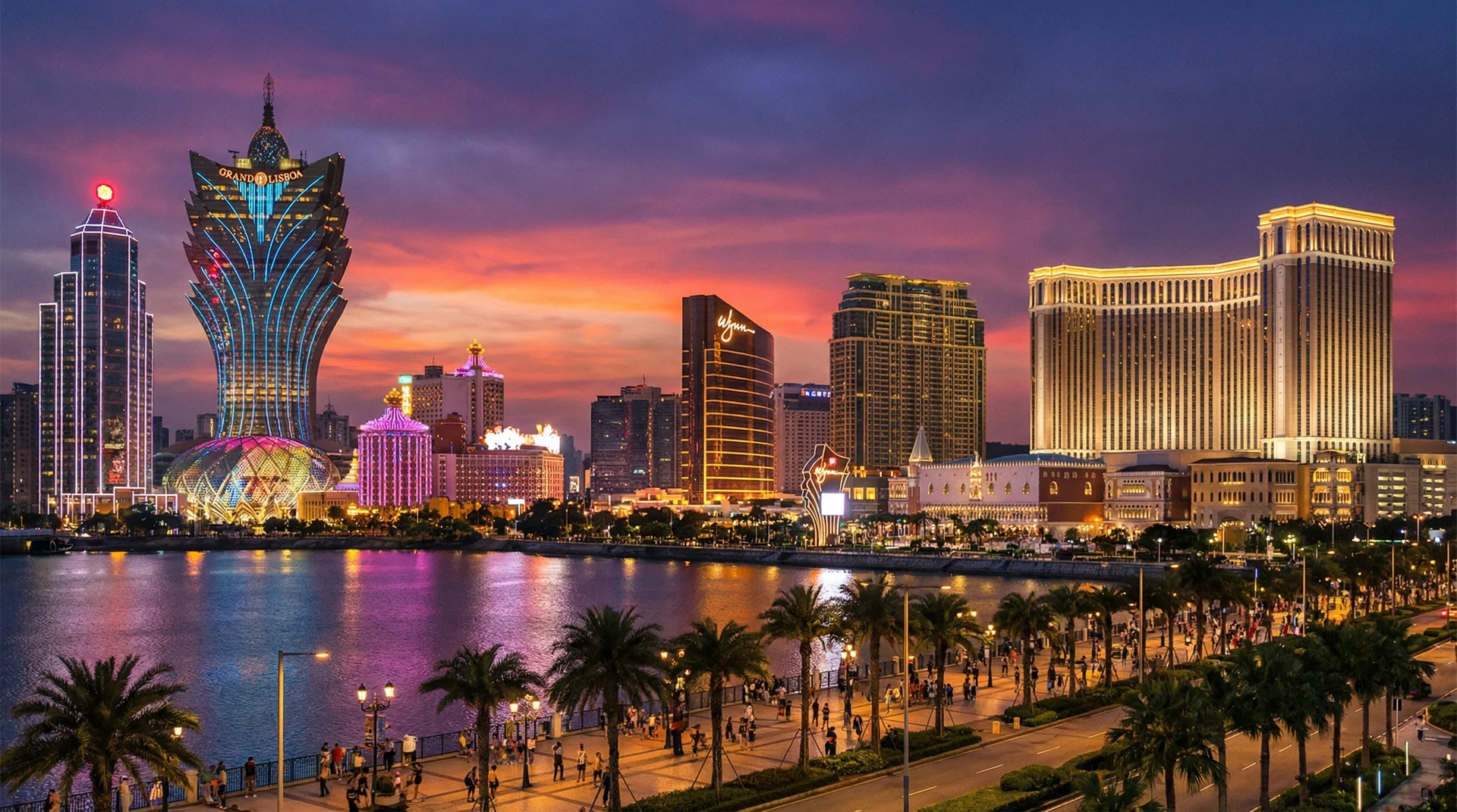 澳门路氹金光大道豪华赌场度假村群夜景